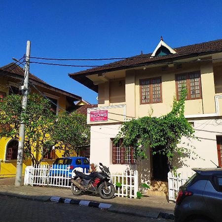 Sundance Beach Villa Kochi Luaran gambar