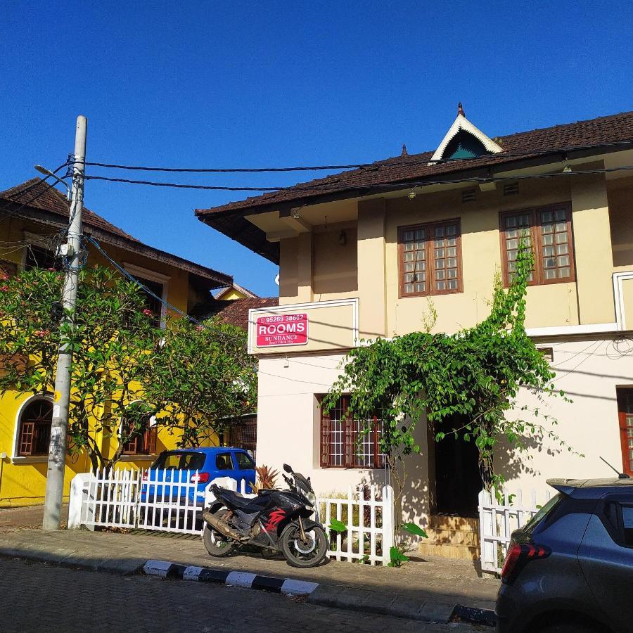 Sundance Beach Villa Kochi Luaran gambar